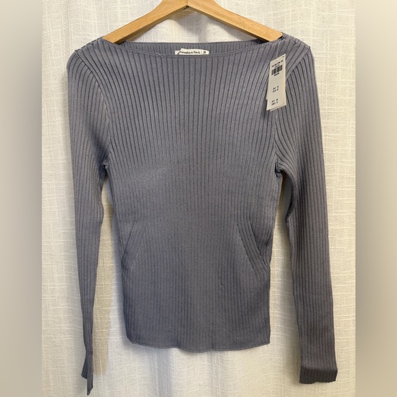 Abercrombie & Fitch Sweaters - A&F Gray Ribbed Long Sleeve Top